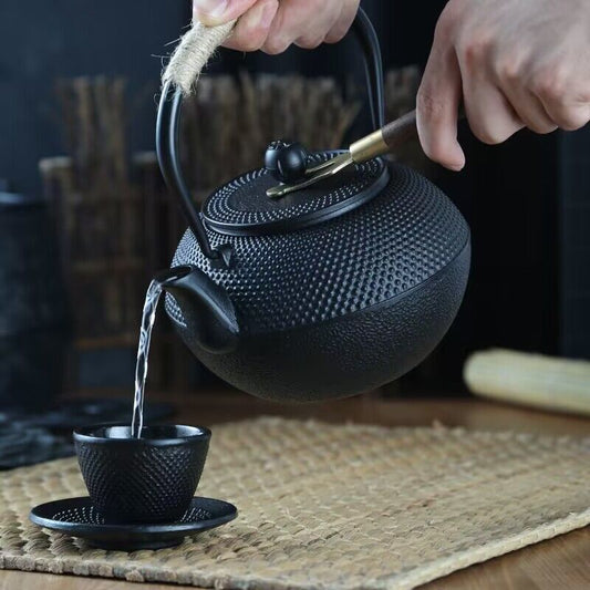 0.9L cast iron teapot